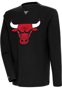 Antigua Chicago Bulls Mens Black Flier Bunker Long Sleeve Crew Sweatshirt