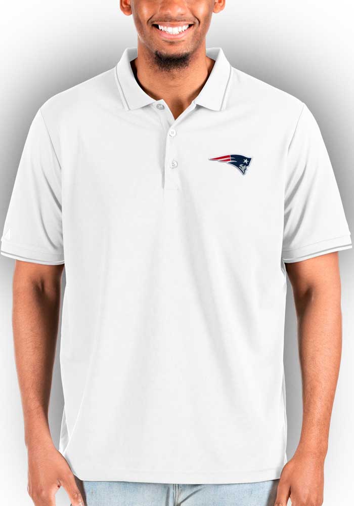 Men's Antigua White New England Patriots Legacy Pique Polo