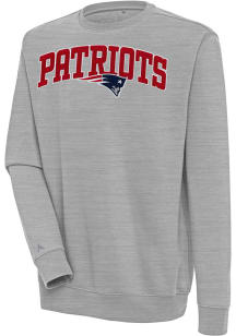 Antigua New England Patriots Mens Grey Chenille Logo Victory Long Sleeve Crew Sweatshirt