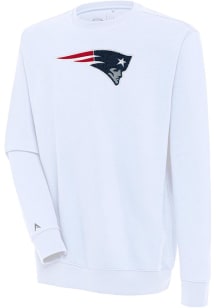 Antigua New England Patriots Mens White Chenille Logo Victory Long Sleeve Crew Sweatshirt