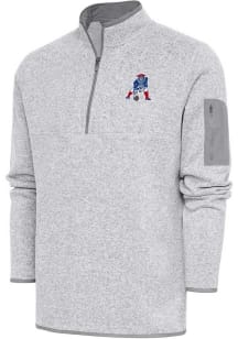 Antigua New England Patriots Mens Grey Classic Logo Fortune Long Sleeve 1/4 Zip Fashion Pullover