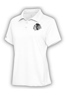 Antigua Chicago Blackhawks Womens White Metallic Logo Motivated Short Sleeve Polo Shirt