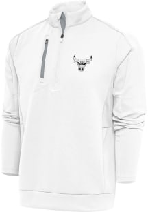 Antigua Chicago Bulls Mens White Metallic Logo Generation Long Sleeve 1/4 Zip Pullover