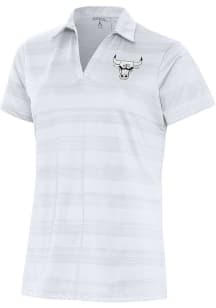 Antigua Chicago Bulls Womens White Metallic Logo Compass Short Sleeve Polo Shirt