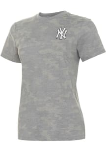 Antigua New York Yankees Womens White Metallic Rogue T-Shirt