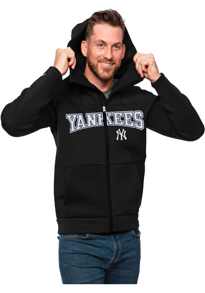 Antigua New York Yankees Mens Black Protect Long Sleeve Full Zip Jacket