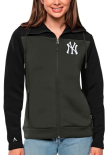 Antigua New York Yankees Womens Black Protect Medium Weight Jacket