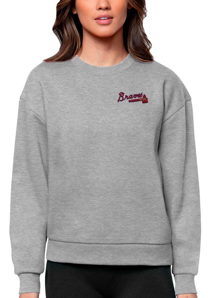 Antigua Women's Atlanta Braves Navy Victory Crew Pullover