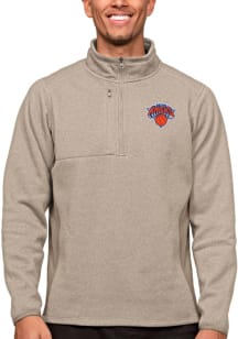 Antigua New York Knicks Mens Oatmeal Course Long Sleeve 1/4 Zip Pullover