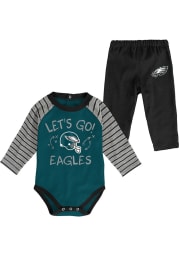 Philadelphia Eagles Infant Midnight Green Touchdown Set Top and Bottom