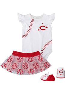 Cincinnati Reds Infant Girls White Sweet Spot SS Creeper and Skirt Set Top and Bottom