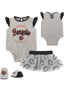 Cincinnati Bengals Infant Girls Grey All Dolled Up Set Top and Bottom