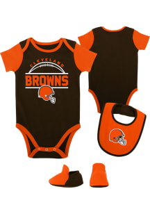 Cleveland Browns Baby Brown Home Field Advantage Set One Piece with Bib
