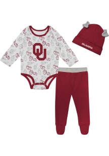 Oklahoma Sooners Infant Cardinal Little Champ LS and Hat Set Top and Bottom