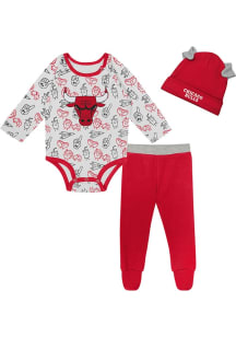 Chicago Bulls Infant Red Little Champ Set Top and Bottom