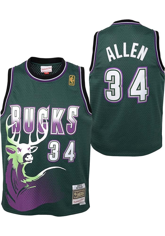 milwaukee bucks home jersey