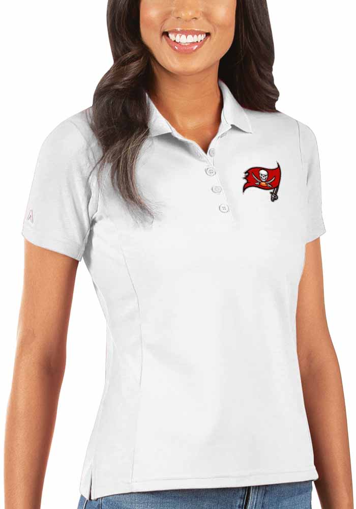 Antigua Tampa Bay Buccaneers Womens White Legacy Pique Short Sleeve Polo Shirt