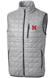 Mens Nebraska Cornhuskers Grey Cutter and Buck Rainier PrimaLoft Puffer Vest