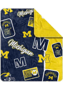 Michigan Wolverines Yellow Logo Brands Dream Weave Fleece Blanket