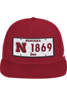 Adidas Nebraska Cornhuskers Red Plate Flat Brim Mens Snapback Hat