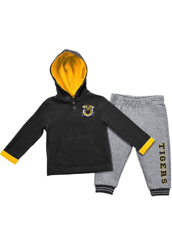 Colosseum Missouri Tigers Infant Black Poppies Set Top and Bottom