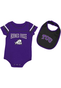 Colosseum TCU Horned Frogs Baby Purple Chocolate Set One Piece with Bib