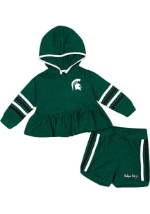 Colosseum Michigan State Spartans Infant Girls Green Spoonful Set Top and Bottom