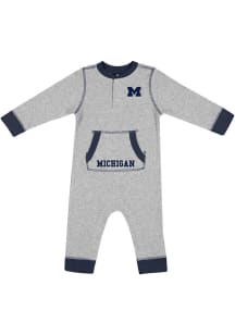 Colosseum Michigan Wolverines Baby Grey Power Shortage Loungewear One Piece Pajamas