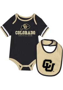 Colosseum Colorado Buffaloes Baby Black The Gift Set One Piece with Bib