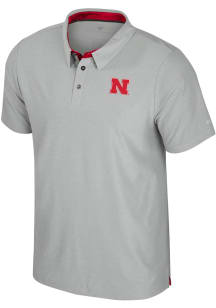 Mens Nebraska Cornhuskers Grey Colosseum Atomic Short Sleeve Polo Shirt