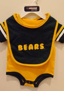 Colosseum Baylor Bears Baby Green Roll Out Set One Piece with Bib