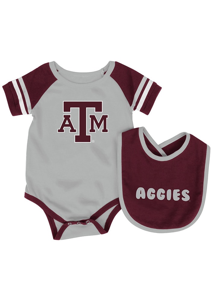 Colosseum Texas A&M Aggies Baby Maroon Roll Out Set One Piece with Bib