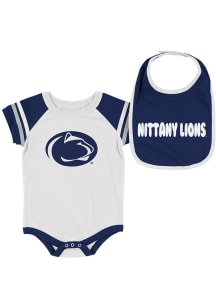 Colosseum Penn State Nittany Lions Baby Navy Blue Roll-Out Set One Piece with Bib