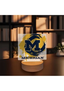 Michigan Wolverines Paint Splash Light Desk Accessory