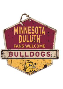 KH Sports Fan UMD Bulldogs Fans Welcome Rustic Badge Sign