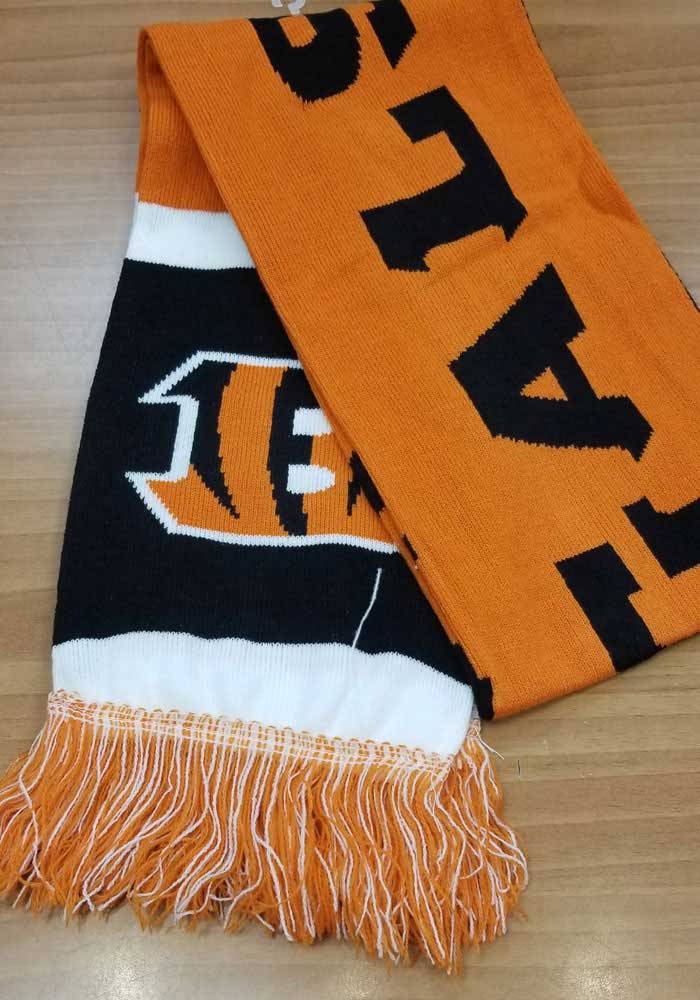 Forever Collectibles Cincinnati Bengals Reversible Colorblock Mens Scarf