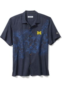 Mens Michigan Wolverines Navy Blue Tommy Bahama Islandzone Game Short Sleeve Dress Shirt