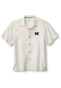 Mens Michigan Wolverines White Tommy Bahama Coconut Football Matchup Camp Short Sleeve Dress Shi..