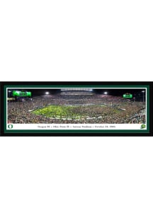 Green Oregon Ducks Storm the Field Select Framed Posters