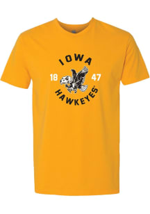 Iowa Hawkeyes Gold Summit Sportswear Vintage Circle Graphic Short Sleeve T Shirt