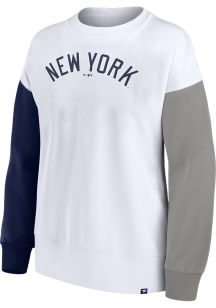 New York Yankees Womens White Game Ball Crew Sweatshirt