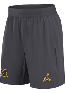 Mens Michigan Wolverines Grey Nike Sideline Design Shorts