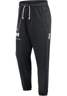 Nike Michigan Wolverines Mens Black Basketball Travel Fleece Sweatpants