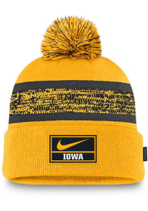 Iowa Hawkeyes Nike Peak Standard Cuff Pom Beanie Mens Knit Hat - Gold