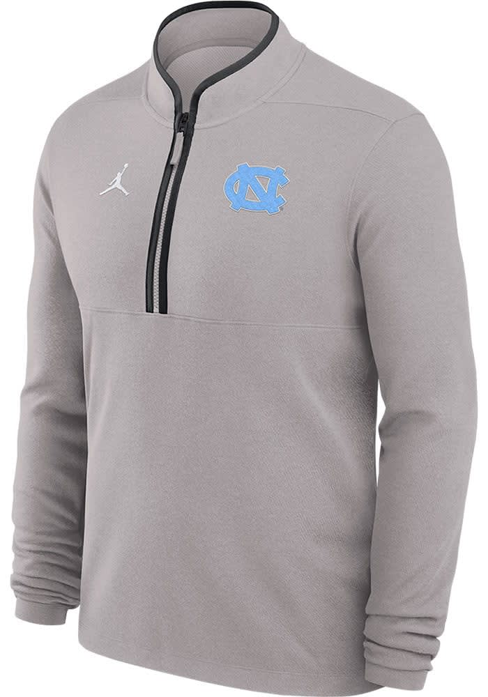 Nike North Carolina Tar Heels Mens GREY Victory Pullover
