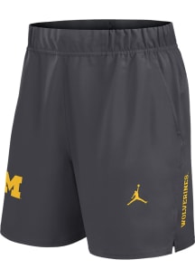 Mens Michigan Wolverines Charcoal Nike Victory Shorts