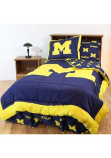 Michigan Wolverines Bed in a Bag - Full White Sheet Comforter