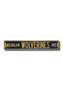 Michigan Wolverines Ave Street Sign
