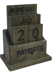 New England Patriots Wood Block Desk and Office Desk Calendar