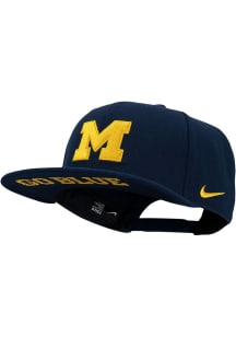 Nike Michigan Wolverines Navy Blue Nike Pro Flatbill Mens Snapback Hat